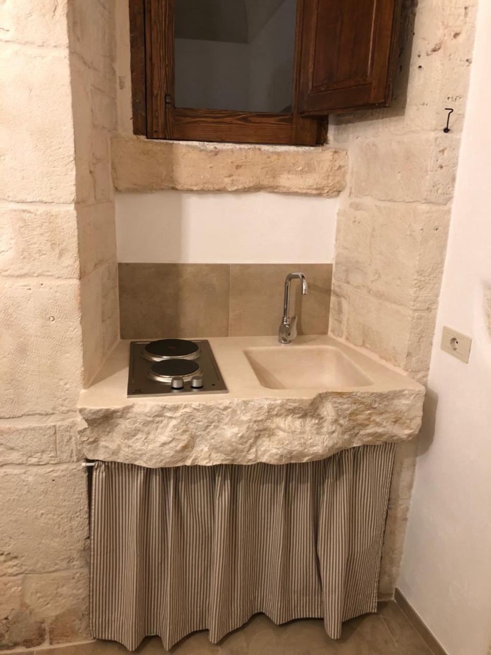Dimora Miccolis Hotel Alberobello Buitenkant foto